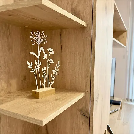 Blue Luna - Stylish Escape In Apartment Varna